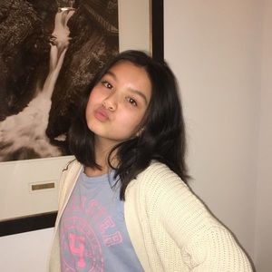 Meet your Posher, Monica